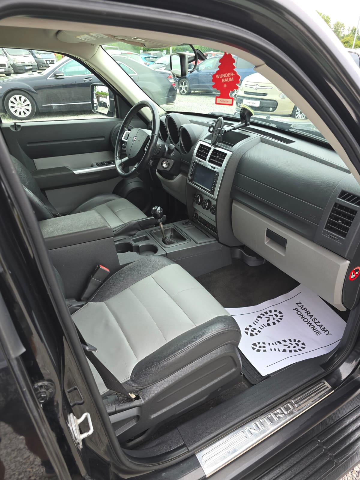 1 ROK GWARANCJI W CENIE AUTA, Zamiana czarny, Dodge Nitro, 4×4, Alu
