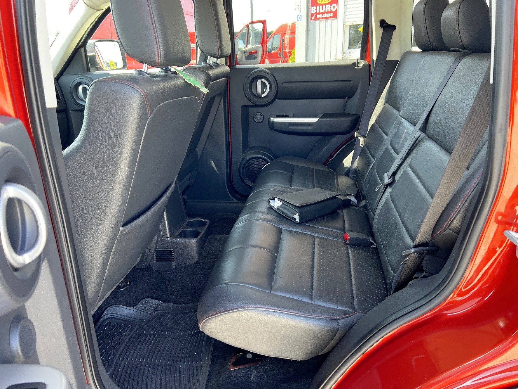 1 ROK GWARANCJI W CENIE AUTA, Zamiana czarny, Dodge Nitro, 4×4, Alu